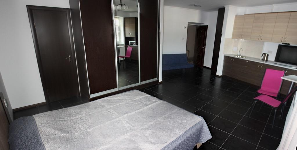 Suite On Railway Station Ivano Frankivsk Ruang foto
