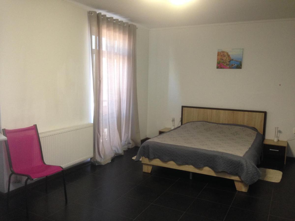 Suite On Railway Station Ivano Frankivsk Bagian luar foto