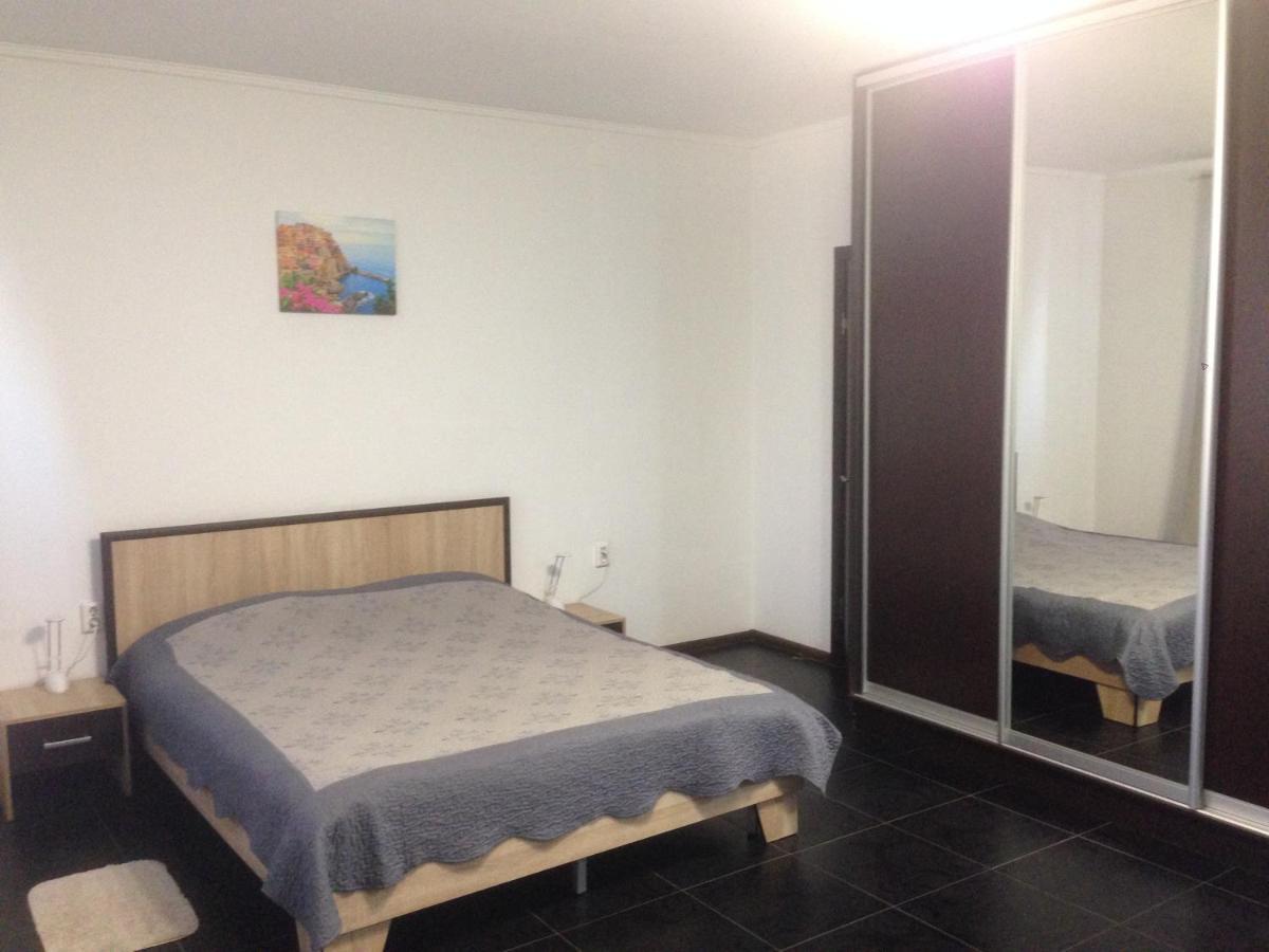 Suite On Railway Station Ivano Frankivsk Bagian luar foto